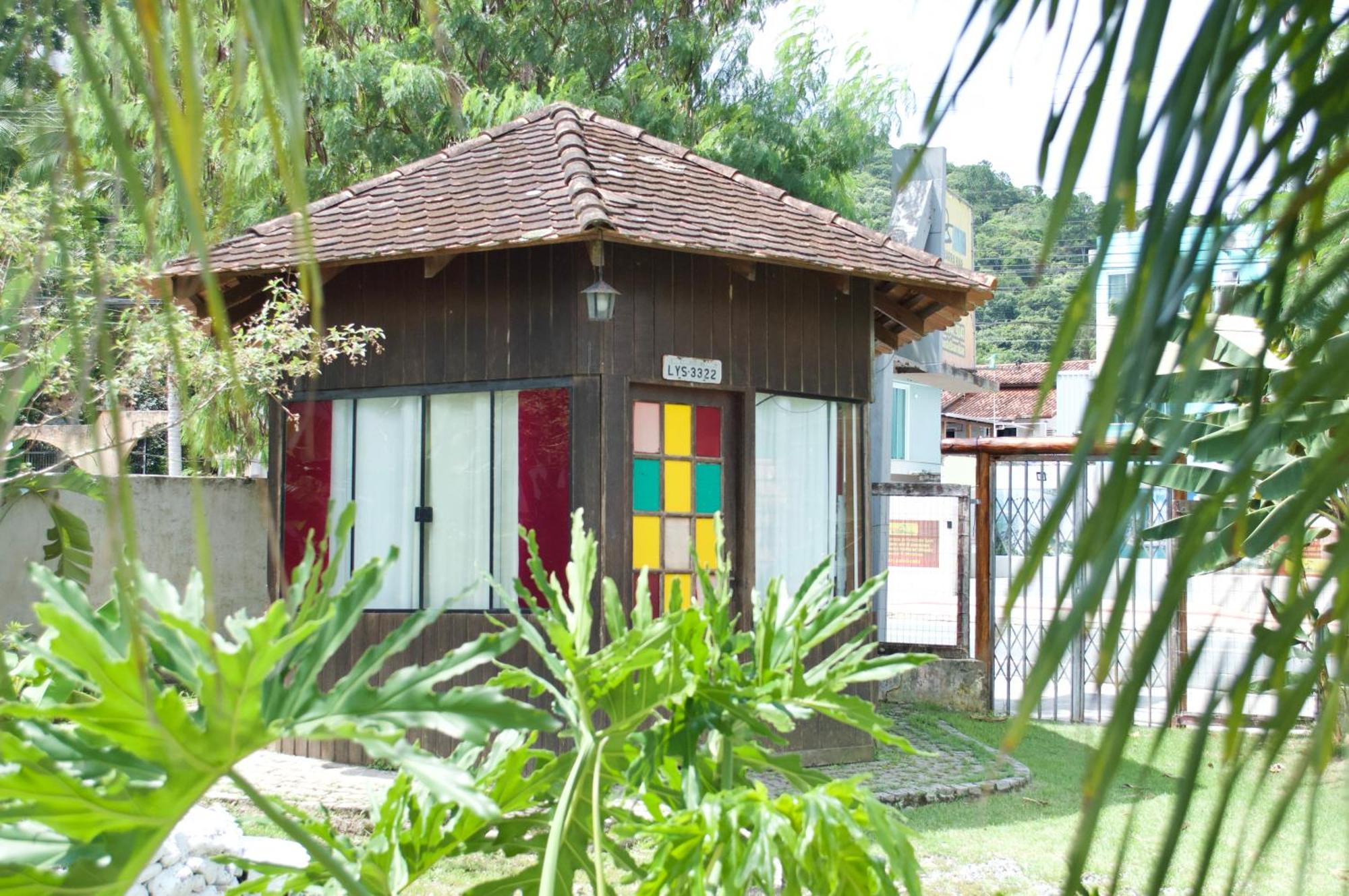 Hostel Barra Bar Balneario Camboriu Exterior foto